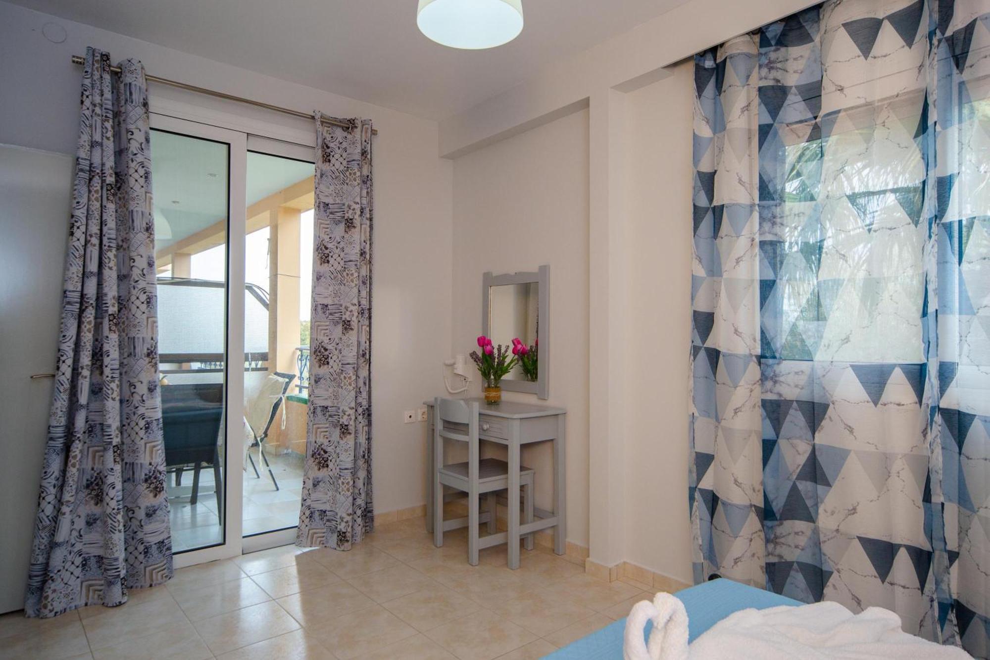 Sunset Apartments อาร์คานเยโลส ห้อง รูปภาพ